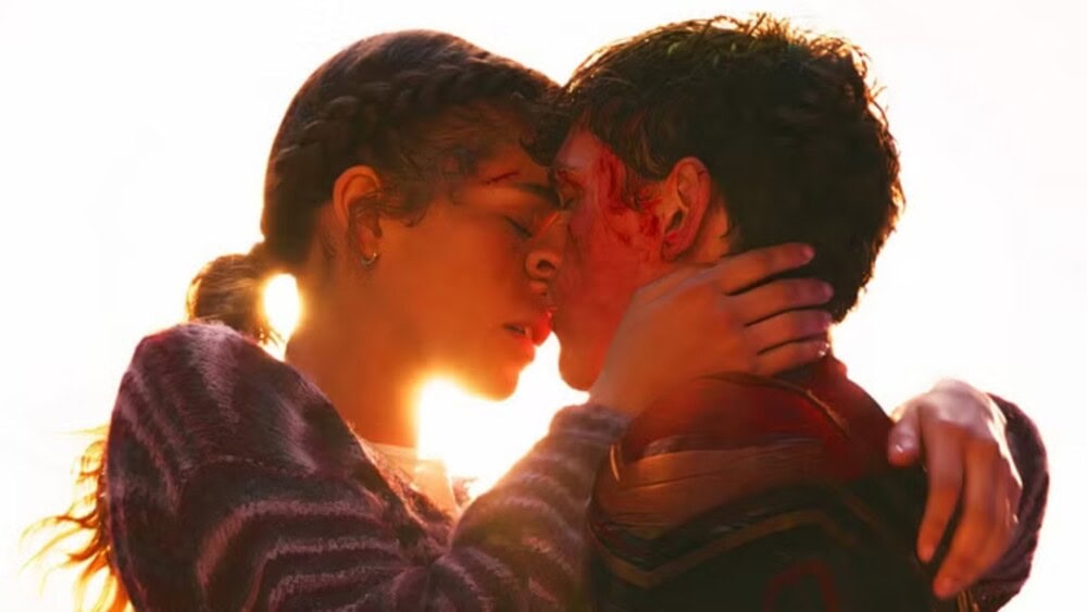 《蜘蛛俠：英雄重生》劇照：Zendaya 飾演 MJ 與 Tom Holland 飾演 Spider-Man